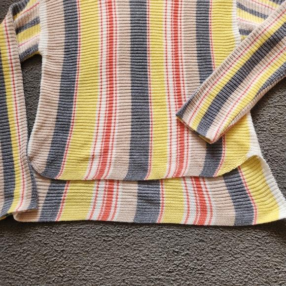 SAKS FIFTH AVENUE Women’s Top Large Yellow Knit Beachy Colorful Sweater - Picture 8 of 8